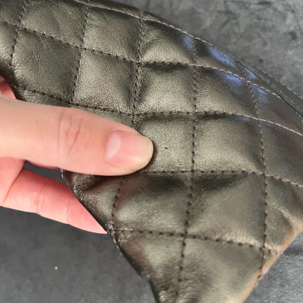 Burberry clutch with wrist strap-pewter quilted leather - Picture 10 of 11